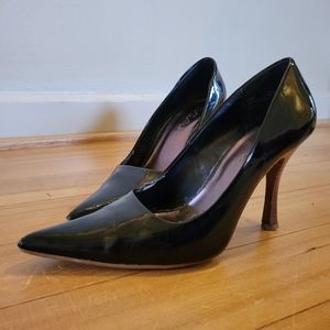 MIA Graceful Patent Leather Pointed Toe Pumps - Size 10